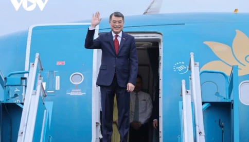 Thủ tướng Lê Minh Hưng lên đường dự Hội nghị Cấp cao ASEAN tại Philippines