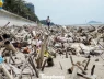 Cảnh tượng kinh hoàng ở bãi biển Hải Tiến