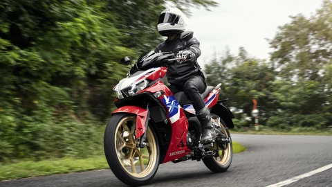 Honda Việt Nam tặng lệ phí đăng ký 4 triệu đồng cho người mua Winner X