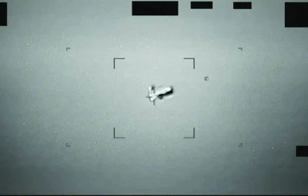 Có người ngoài hành tinh không? Lầu Năm Góc giải mật hồ sơ UFO