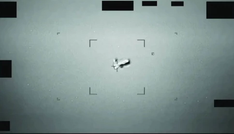 Có người ngoài hành tinh không? Lầu Năm Góc giải mật hồ sơ UFO