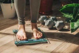 Đừng nhảy lên cân vào những thời điểm này trong ngày