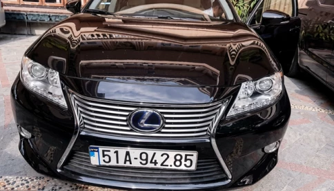 Cận cảnh dàn xe sang Maybach, BMW, Lexus của bà Trương Mỹ Lan sẽ đấu giá trực tuyến ngày 22-5