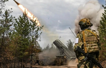 Nga tăng tốc ở nhiều mặt trận, Ukraine gấp rút đưa quân dự bị vào cuộc