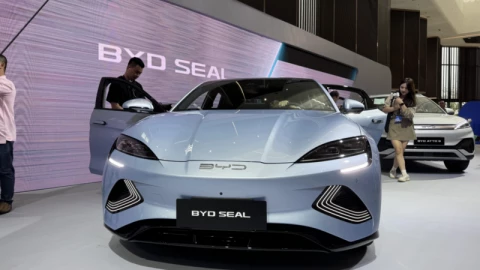 Các hãng xe Châu Âu cao cấp đánh mất "hào quang" tại Trung Quốc bởi xu hướng tiêu dùng này