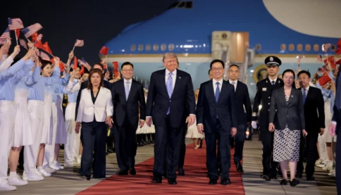 Tổng thống Mỹ Donald Trump đã đến Bắc Kinh