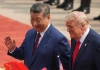 Hình ảnh thân mật giữa ông Trump và ông Tập trong lễ đón tại Bắc Kinh gây chú ý