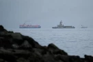 Iran cho hàng chúc tàu Trung Quốc đi qua eo biển Hormuz trong lúc ông Trump tới Bắc Kinh