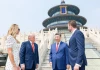 Vì sao ông Tập đưa ông Trump tới Thiên Đàn?