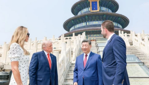 Vì sao ông Tập đưa ông Trump tới Thiên Đàn?
