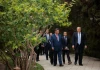 Hiếm hoi: Chủ tịch Tập Cận Bình đưa Tổng thống Donald Trump tham quan vườn Chung Nam Hải