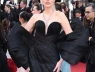 “Hoa hậu đẹp nhất thế giới” gây chú ý khi diện đầm của Lê Thanh Hòa tại Cannes