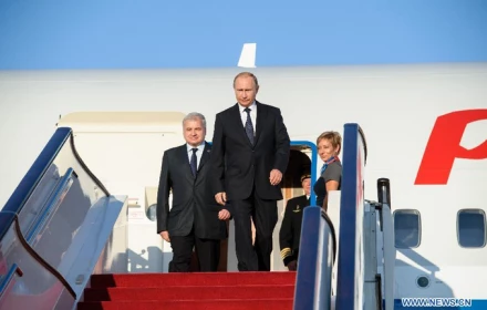 Không kém cạnh Mỹ, ông Putin tới Bắc Kinh cùng dàn tài phiệt Nga: Điều gì đang được chuẩn bị phía sau?