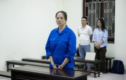 Người phụ nữ hành hung hàng xóm ở chung cư Hà Nội được trả tự do ngay tại tòa