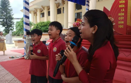 Đổi mới của Bảo tàng Ninh Bình thay nhân dịp 136 năm sinh nhật Bác: Để học sinh lần đầu “chạm” di sản!