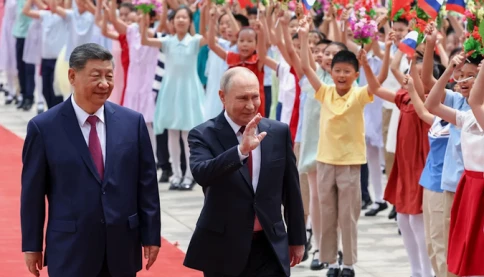 Sau Trump, ông Putin tới Bắc Kinh: Trung Quốc đang gửi thông điệp gì?