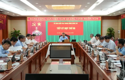 Ủy ban Kiểm tra Trung ương đề nghị kỷ luật nguyên Bí thư Tỉnh ủy Bắc Giang và nhiều cán bộ Quảng Ninh