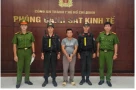 Vì sao chỉ nuôi vài con chim công trong khuôn viên riêng mà vẫn bị khởi tố hình sự?