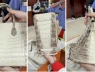 Hai túi Hermes bà Trương Mỹ Lan từng nói "giá trị không đáng bao nhiêu", đấu giá được hơn 14 tỉ đồng