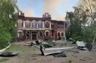 Nga tố cáo Ukraine tấn công bằng máy bay không người lái vào một trường học ở Luhansk làm hơn 30 người bị thương