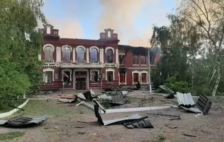 Nga tố cáo Ukraine tấn công bằng máy bay không người lái vào một trường học ở Luhansk làm hơn 30 người bị thương