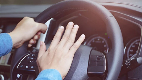 Để tránh bỏ quên trẻ trên xe, cần dạy ngay 3 kĩ năng sau!