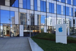 Apple đối mặt nguy cơ bốc hơi hàng tỷ đô vì thuế Donald Trump, lối thoát nào cho gã khổng lồ?