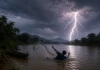 Mưa dông bất thường giữa mùa hè, người đàn ông bị sét đánh tử vong khi thả lưới trên sông