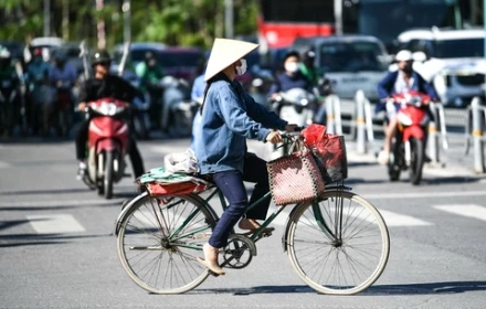 Miền Bắc lại bước vào đợt nắng nóng diện rộng, nhiều nơi vượt 37 độ C