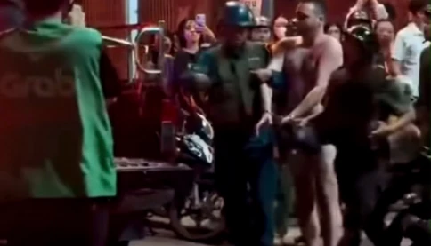 Chủ quán nói gì về việc khách Tây bất ngờ đập phá hàng loạt tài sản ở Đà Nẵng?