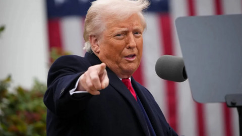 Donald Trump 'chơi' cứng giáng đòn mạnh trả đũa Trung Quốc với mức tăng thuế khủng