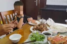 Tạm giữ người mẹ kế trong vụ bé trai tử vong nghi do bị bạo hành ở Quảng Ninh