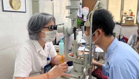 Nếu người dân được Hà Nội hỗ trợ điều trị cận thị, thì có thể được hỗ trợ như thế nào?