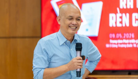 Từ "Chuyện với Thanh", việc sử dụng ngôn từ cợt nhả, bông đùa viết sách có liên quan đến lịch sử lợi bất cập hại đấy!