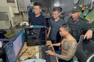 Nóng! Phát hiện 2 xưởng cơ khí bí mật chế tạo vũ khí quân dụng, bán cả nghìn đơn hàng