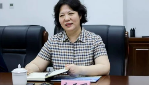 Con đường sa ngã của Lý Á Lệ: Nữ Bí thư huyện ủy nhận hối lộ hơn 13 triệu NDT, bao nuôi hàng chục nhân tình trẻ tuổi