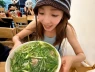 "Chị đẹp không tuổi" Hàn Quốc, nữ ca sĩ Sandara Park gây thích thú khi thưởng thức bát phở đầy hành lá ở Hà Nội