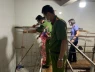 Nam công nhân tử vong khi xuống bồn phế phẩm trái cây lấy dụng cụ rơi