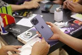 Giá iPhone Mỹ có thể tăng 40% vì đòn thuế của ông Trump, còn tại Việt Nam, câu chuyện có khác?