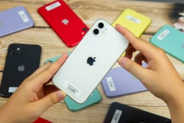 Giá iPhone cũ tại việt nam 'bình chân như vại' giữa 'cơn bão' thuế quan Mỹ