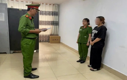 Mẹ 21 tuổi bị bắt sau cái chết của con trai 4 tuổi ở Cà Mau: Hé lộ diễn biến đau lòng