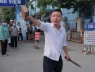 Khởi tố gã côn đồ nhiều lần mang dao, gạch gây rối trước cổng bệnh viện, thách thức công an