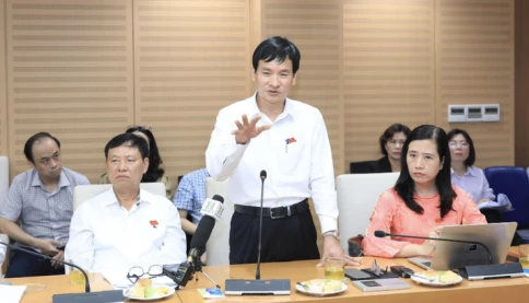 Bí thư xã ở Hà Nội đề xuất mua cho mỗi trưởng thôn một chiếc xe đạp để đi thăm hỏi bà con