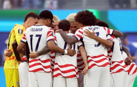 Sét đánh 7 phút! Bàn phản lưới nhà đầu tiên của World Cup 2026