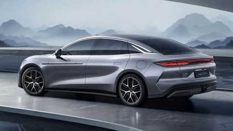 BYD HAN l: Xe điện sạc siêu nhanh 5 phút, giá rẻ