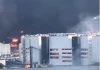 Moscow bị tấn công bằng máy bay không người lái, nhà máy lọc dầu Moscow khói đen sì (video)