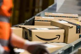 Amazon hủy đơn hàng từ Trung Quốc và Đông Nam Á