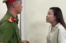 Người phụ nữ chửi bới, hành hung cán bộ công an là ai?