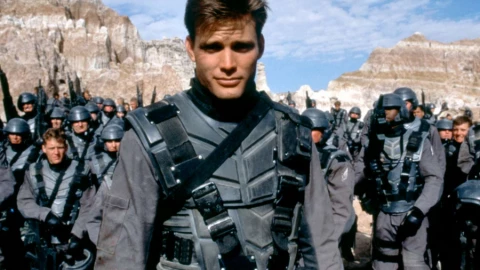 Sony hồi sinh thương hiệu đình đám "Starship Troopers"