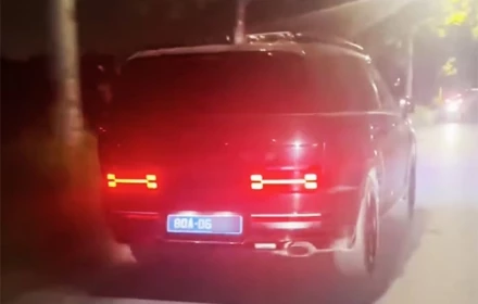 Vụ ô tô biển xanh nháy đèn ưu tiên rời khỏi hiện trường sau va chạm ở Hà Nội: Tài xế là ai?
